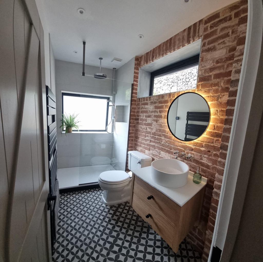 ba59f627-c91d-4008-98a6-6ef1f01449ae Bathrooms Worcester